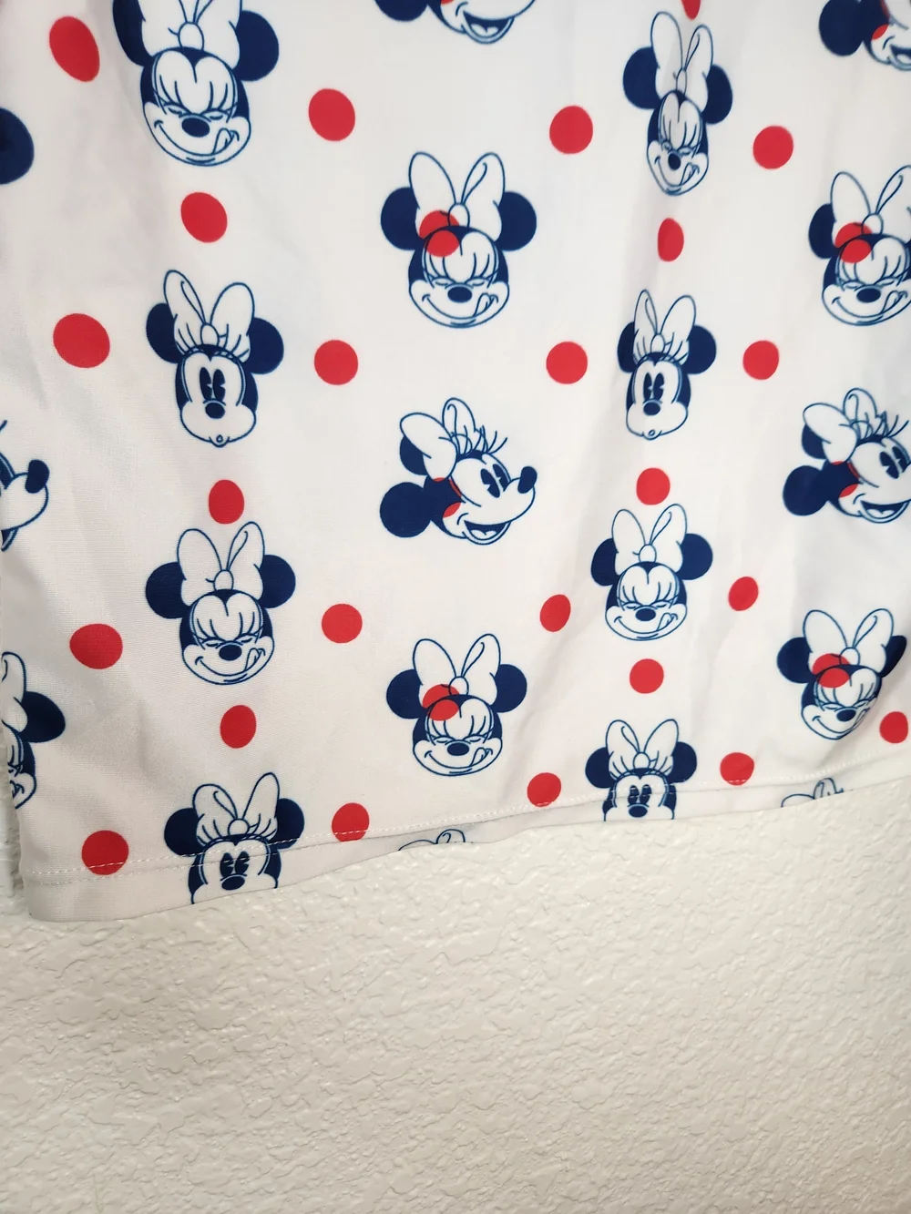 Disney store Minnie Mouse 50+ Swim Top Size Girl's 10 rash guard